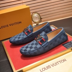 Louis Vuitton Low Shoes